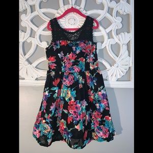 Size 7 floral skater tank dress with lace top